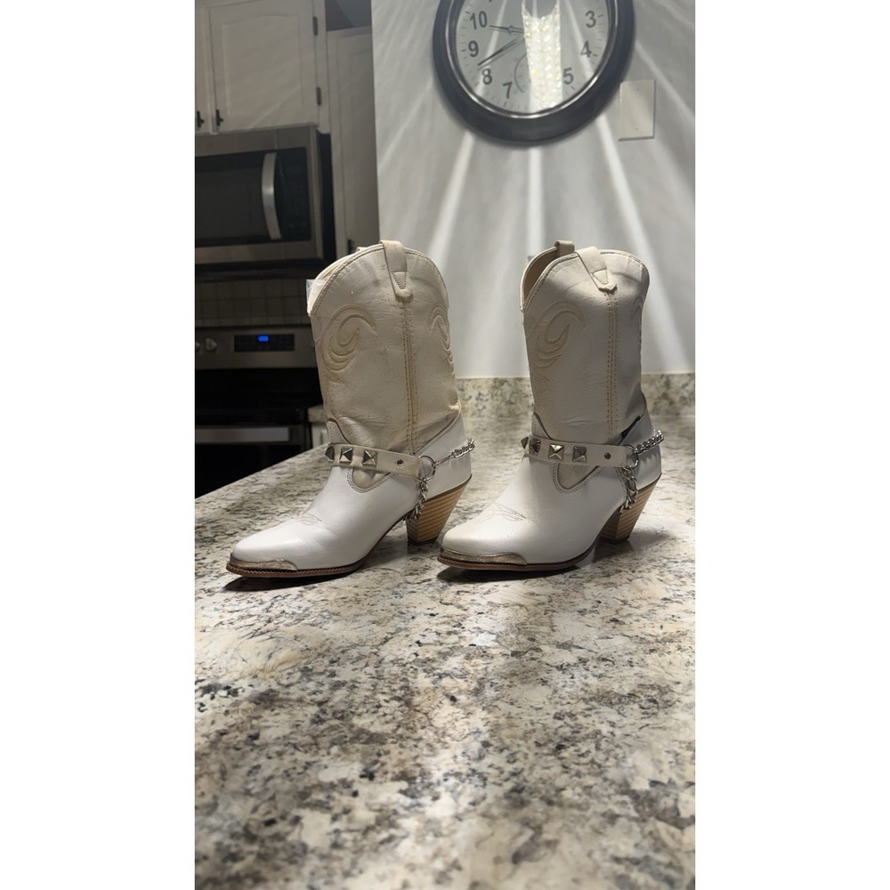 Capezio White Leather Cowgirl Boots With Studded Harness (Size‎ 7M)